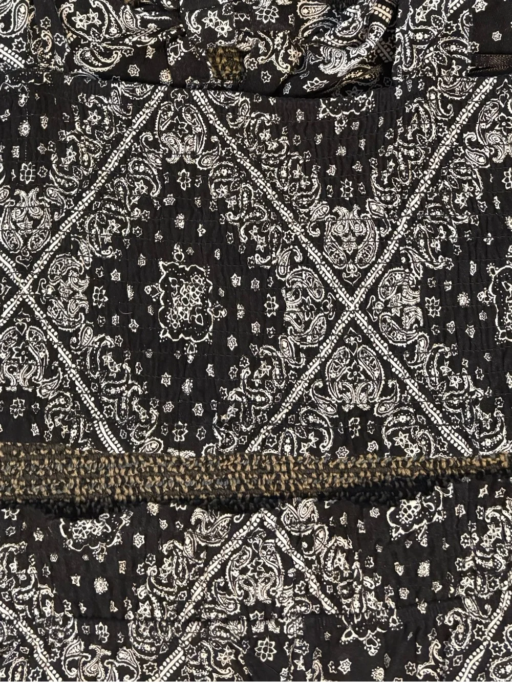 Black & White Paisley Crop Top and Pants Set